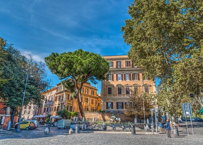 GuestHouse o Affittacamere La civetta di Trastevere Roma